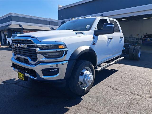 2026 RAM Ram 5500 Chassis Cab RAM 5500 TRADESMAN CHASSIS CREW CAB 4X4 84 CA