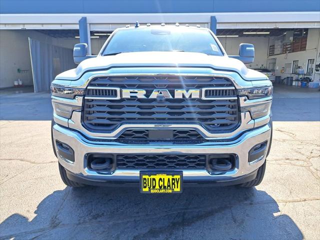 2026 RAM Ram 5500 Chassis Cab RAM 5500 TRADESMAN CHASSIS CREW CAB 4X4 84 CA