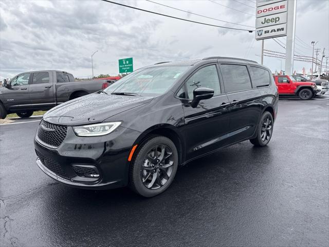 2026 Chrysler Pacifica PACIFICA LIMITED AWD