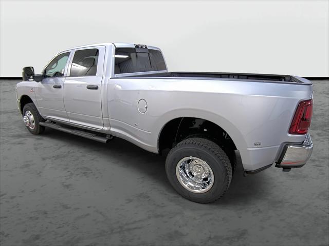 2026 RAM Ram 3500 RAM 3500 TRADESMAN CREW CAB 4X4 8 BOX