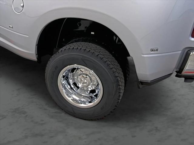 2026 Ram 3500 Tradesman Crew Cab 4x4 8' Box