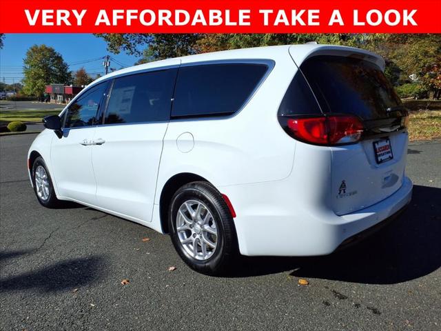 2026 Chrysler Voyager VOYAGER LX