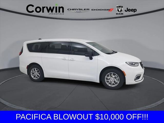 2026 Chrysler Pacifica Select for sale in Springfield, MO