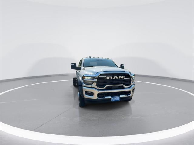 2026 RAM Ram 4500 Chassis Cab RAM 4500 TRADESMAN CHASSIS CREW CAB 4X4 84 CA 2026 RAM Ram 4500 Chassis Cab RAM 4500 TRADESMAN CHASSIS CREW CAB 4X4 84 CA