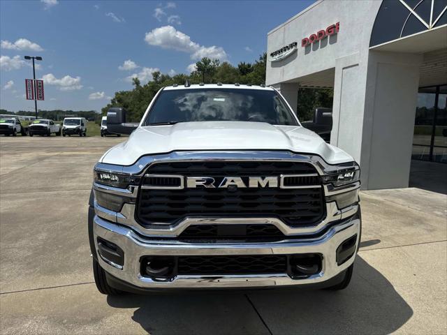 2026 RAM Ram 5500 Chassis Cab RAM 5500 TRADESMAN CHASSIS CREW CAB 4X4 84 CA