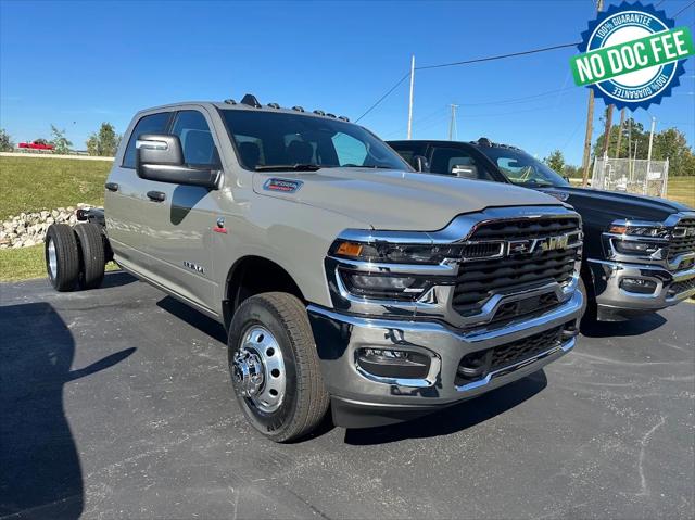 2026 RAM Ram 3500 Chassis Cab RAM 3500 BIG HORN CREW CAB CHASSIS 4X4 60 CA