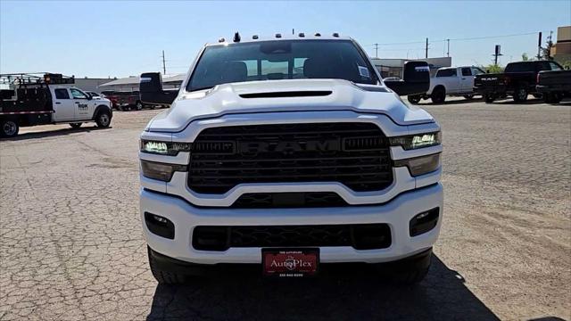 2026 RAM Ram 2500 RAM 2500 BLACK EXPRESS CREW CAB 4X4 64 BOX