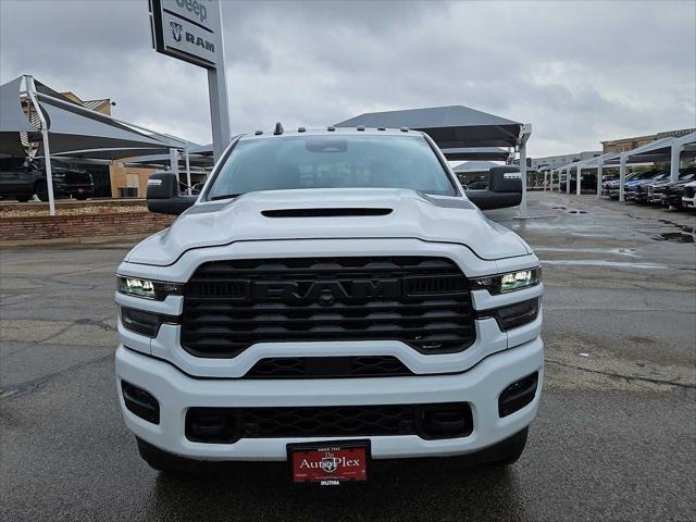 2026 RAM Ram 2500 RAM 2500 BLACK EXPRESS CREW CAB 4X4 64 BOX