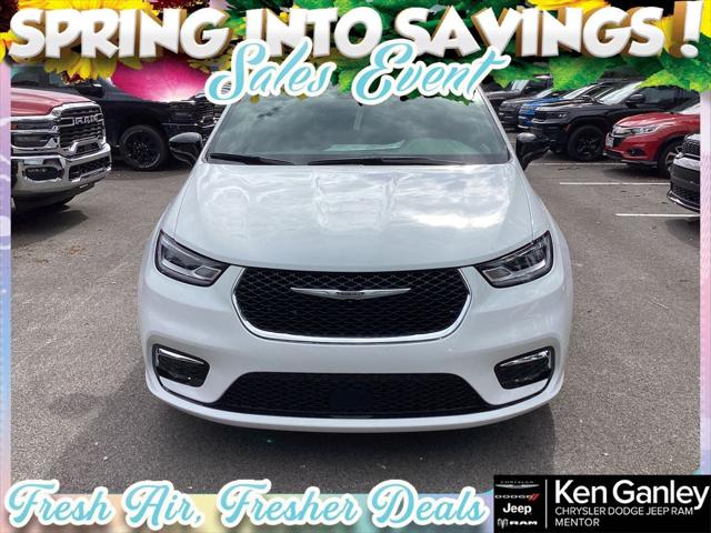 2026 Chrysler Pacifica PACIFICA SELECT AWD