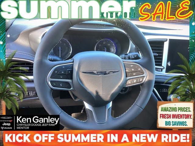 2026 Chrysler Pacifica Select AWD