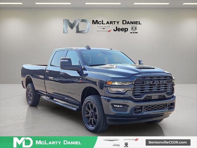 2026 RAM Ram 2500 RAM 2500 BLACK EXPRESS CREW CAB 4X4 8 BOX