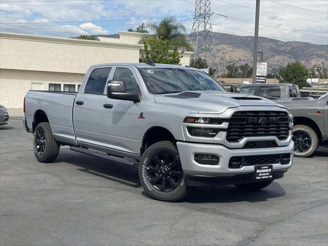 2026 RAM Ram 2500 RAM 2500 BLACK EXPRESS CREW CAB 4X4 8 BOX