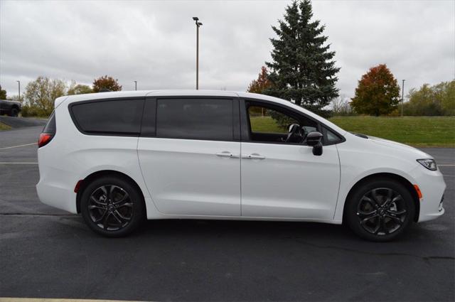 2026 Chrysler Pacifica PACIFICA SELECT 2026 Chrysler Pacifica PACIFICA SELECT