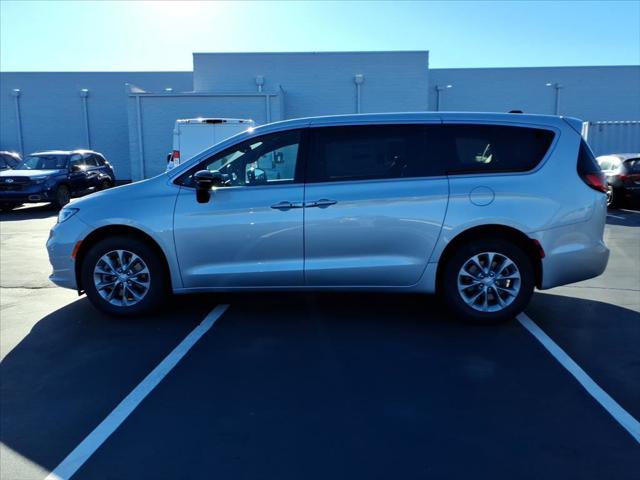 2026 Chrysler Pacifica PACIFICA SELECT AWD 2026 Chrysler Pacifica PACIFICA SELECT AWD