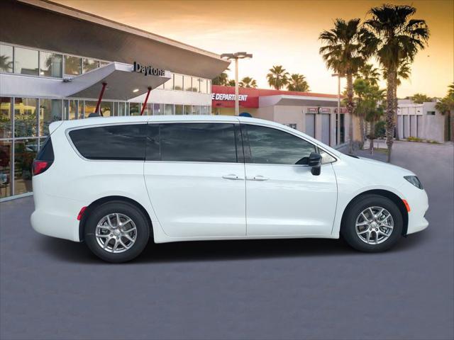 2026 Chrysler Voyager VOYAGER LX