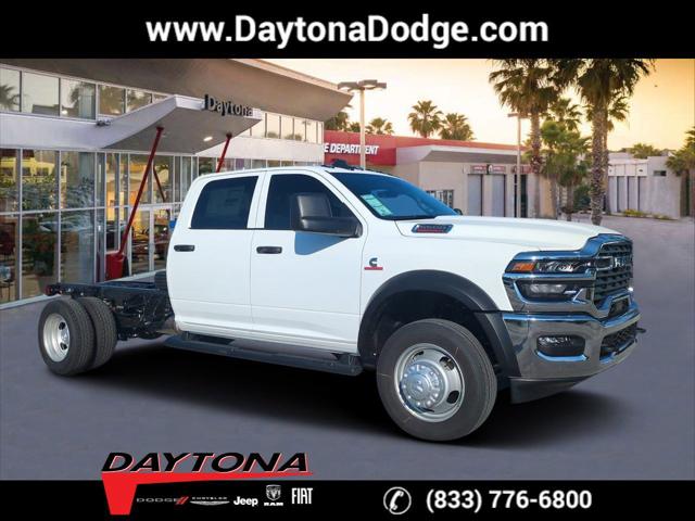 2026 RAM Ram 5500 Chassis Cab RAM 5500 TRADESMAN CHASSIS CREW CAB 4X4 60 CA
