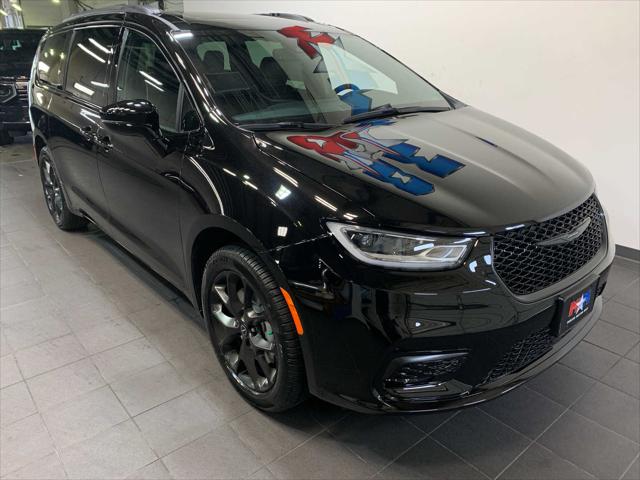 2026 Chrysler Pacifica PACIFICA LIMITED AWD