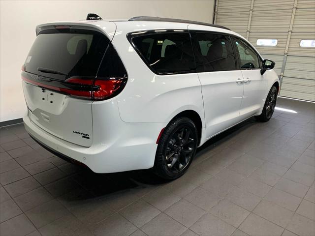2026 Chrysler Pacifica PACIFICA LIMITED AWD