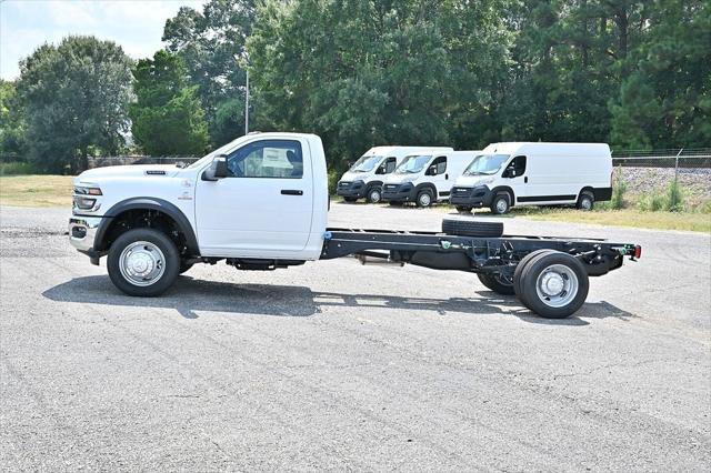 2026 RAM Ram 5500 Chassis Cab RAM 5500 TRADESMAN CHASSIS REGULAR CAB 4X2 108 CA
