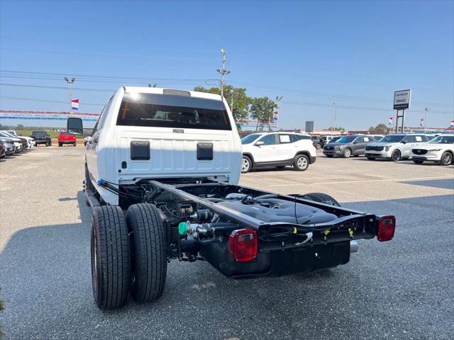 2026 RAM Ram 3500 Chassis Cab RAM 3500 TRADESMAN CREW CAB CHASSIS 4X4 60 CA