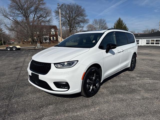 2026 Chrysler Pacifica PACIFICA LIMITED AWD