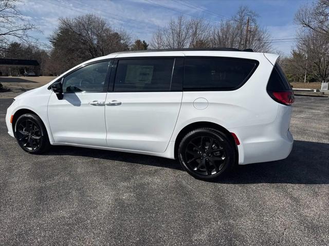 2026 Chrysler Pacifica PACIFICA LIMITED AWD