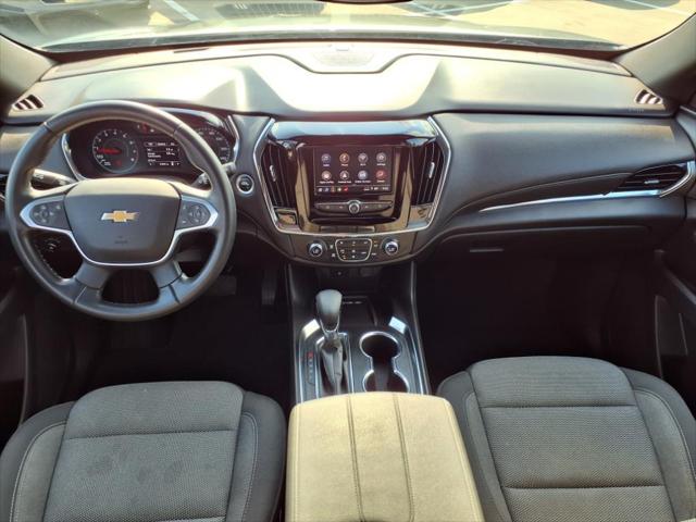 2023 Chevrolet Traverse FWD LT Cloth
