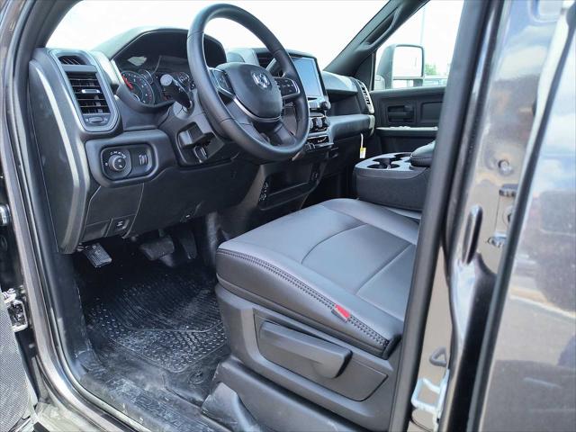 2025 RAM Ram 2500 RAM 2500 TRADESMAN CREW CAB 4X4 64 BOX