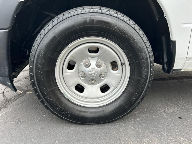 2017 RAM 1500 Tradesman Quad Cab 4x4 64 Box 2017 RAM 1500 Tradesman Quad Cab 4x4 64 Box