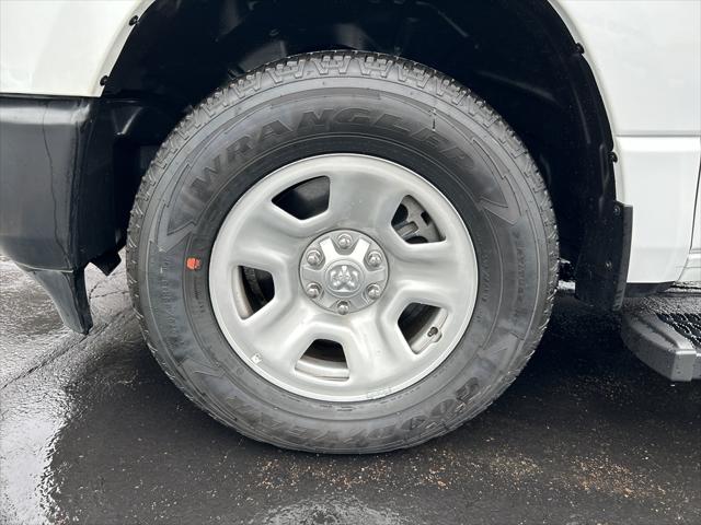 2024 RAM 1500 Tradesman Crew Cab 4x4 57 Box 2024 RAM 1500 Tradesman Crew Cab 4x4 57 Box