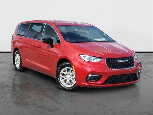 2025 Chrysler Pacifica Select for sale in Live Oak, FL