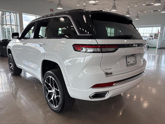 2025 Jeep Grand Cherokee GRAND CHEROKEE SUMMIT RESERVE 4X4