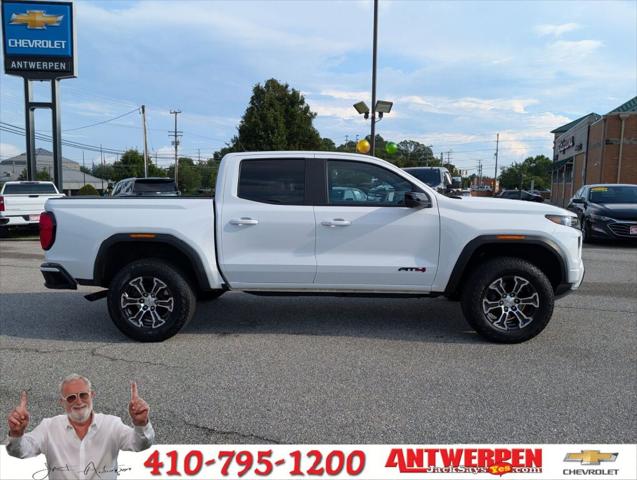 2024 GMC Canyon 4WD AT4