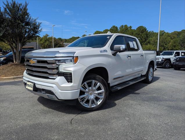 2022 Chevrolet Silverado 1500 4WD Crew Cab Short Bed High Country