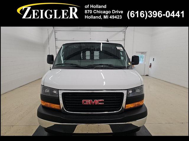 2023 GMC Savana Cargo RWD 2500 Regular Wheelbase Work Van