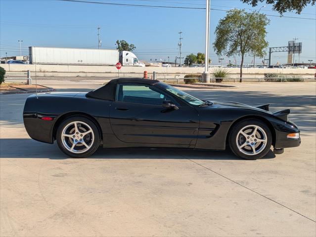 2001 Chevrolet Corvette Base