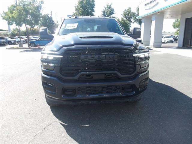 2025 RAM 2500 Laramie Crew Cab 4x4 64 Box