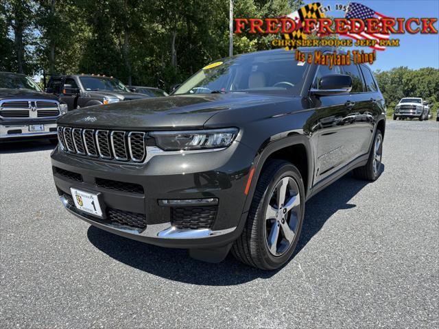 2022 Jeep Grand Cherokee L Limited 4x4 2022 Jeep Grand Cherokee L Limited 4x4