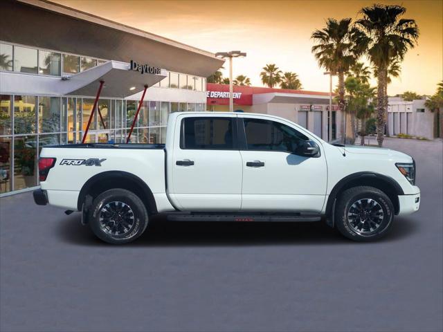 2021 Nissan TITAN Crew Cab PRO-4X 4x4