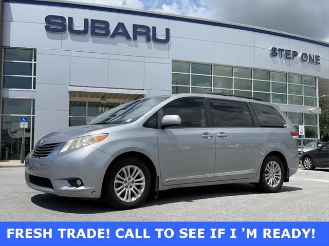 2012 Toyota Sienna XLE V6 8 Passenger