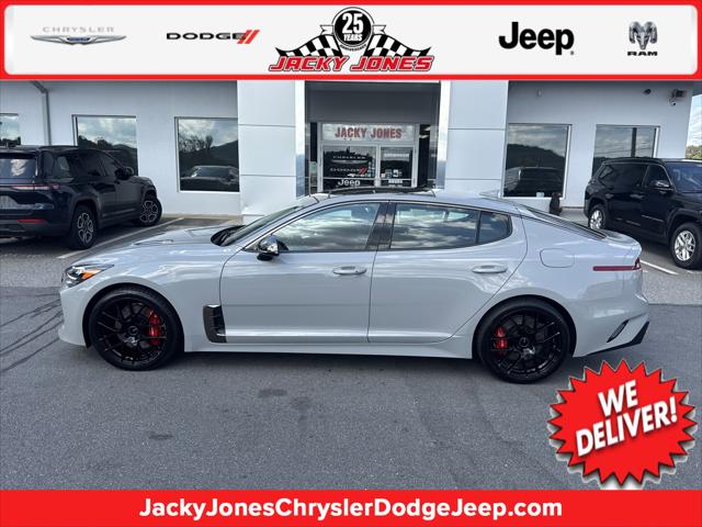 2022 Kia Stinger GT1