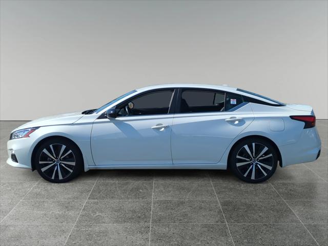 2022 Nissan Altima SR FWD