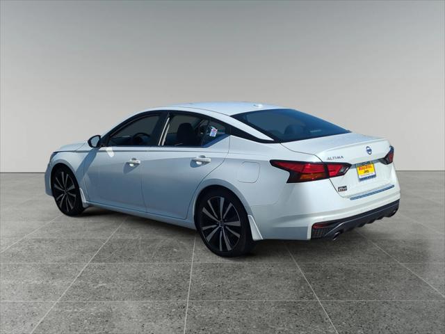 2022 Nissan Altima SR FWD