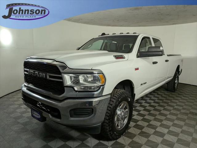 2020 RAM 2500 Tradesman Crew Cab 4X4 8 Box