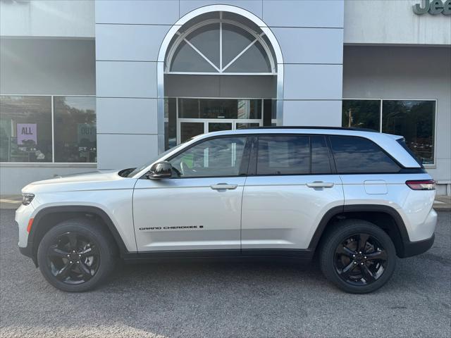 2023 Jeep Grand Cherokee Altitude 4x4