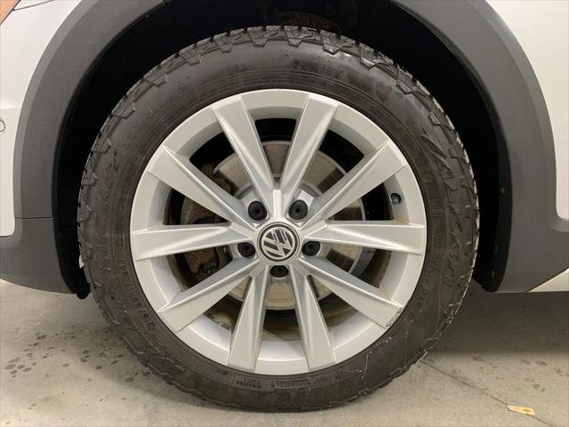 2017 Volkswagen Golf Alltrack TSI SE 2017 Volkswagen Golf Alltrack TSI SE