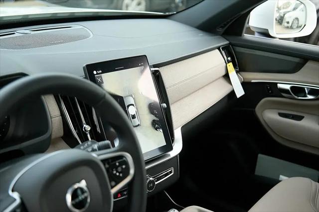 2026 Volvo XC90 Plug-In Hybrid Plus, T8 AWD, Electric/Gasoline, Bright, 7 Seats