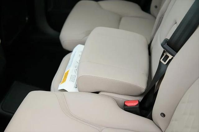 2026 Volvo XC90 Plug-In Hybrid Plus, T8 AWD, Electric/Gasoline, Bright, 7 Seats