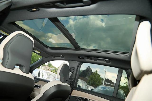 2026 Volvo XC90 Plug-In Hybrid Plus, T8 AWD, Electric/Gasoline, Bright, 7 Seats
