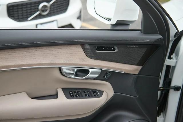 2026 Volvo XC90 Plus, B6 AWD Gas (mild hybrid), Gasoline, Bright, 7 Seats